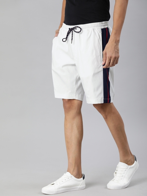 

Tommy Hilfiger Men White Solid Regular Fit Regular Shorts
