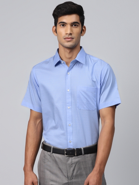 

Raymond Men Blue & White Contemporary Regular Fit Checked Formal Shirt
