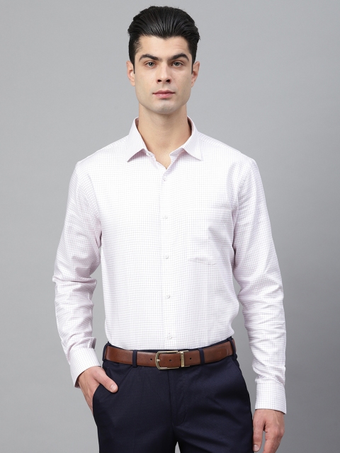 

Park Avenue Men White & Pink Slim Fit Checked Formal Shirt
