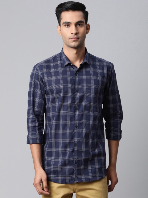 

Park Avenue Men Navy Blue & White Cotton Slim Fit Checked Casual Shirt