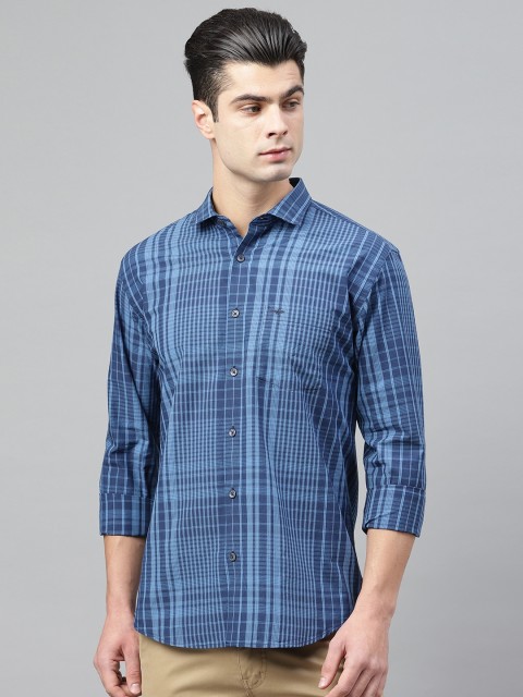 

Park Avenue Men Blue Slim Fit Checked Casual Shirt