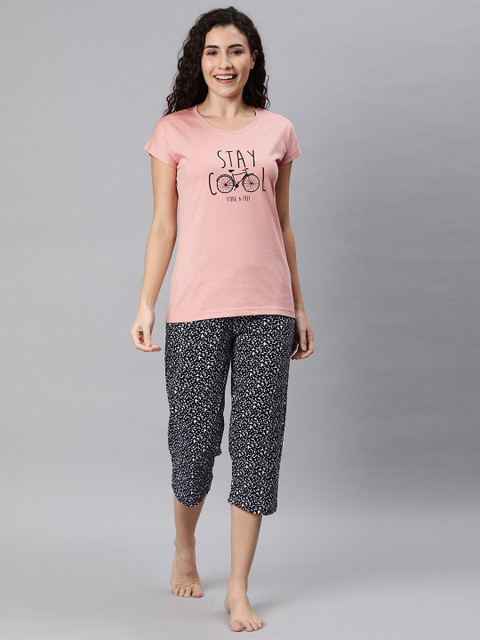 

Go Colors Women Navy Blue & Peach-Coloured Animal Printed Night suit