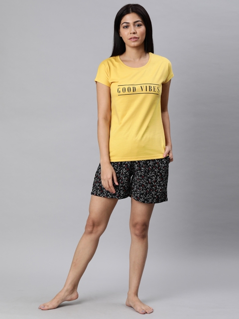

Go Colors Women Yellow & Black Floral Printed Night suit