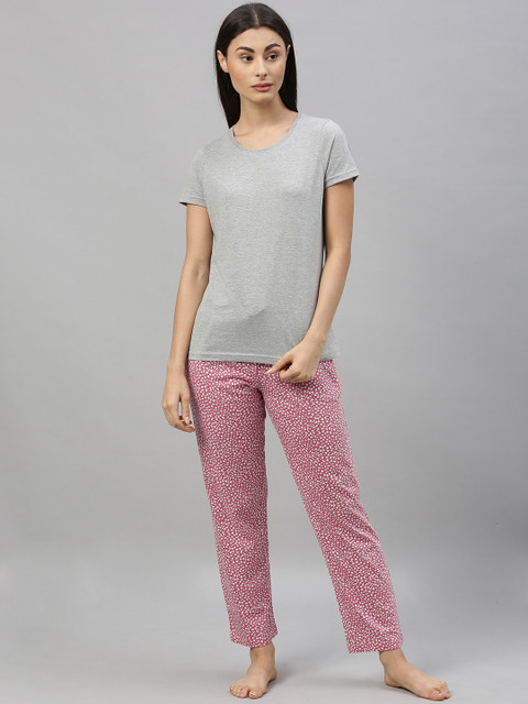 

Go Colors Women Grey & Coral-Red Solid Night suit