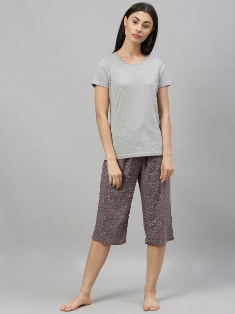 

Go Colors Women Grey Solid Night suit