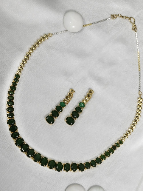 

Priyaasi Green Gold-Plated Emerald Studded Handcrafted Jewellery Set
