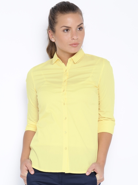 

Arrow Woman Yellow Casual Shirt