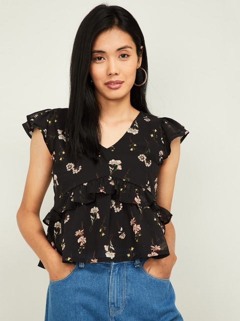 

Ginger by Lifestyle Women Black Printed Peplum Top