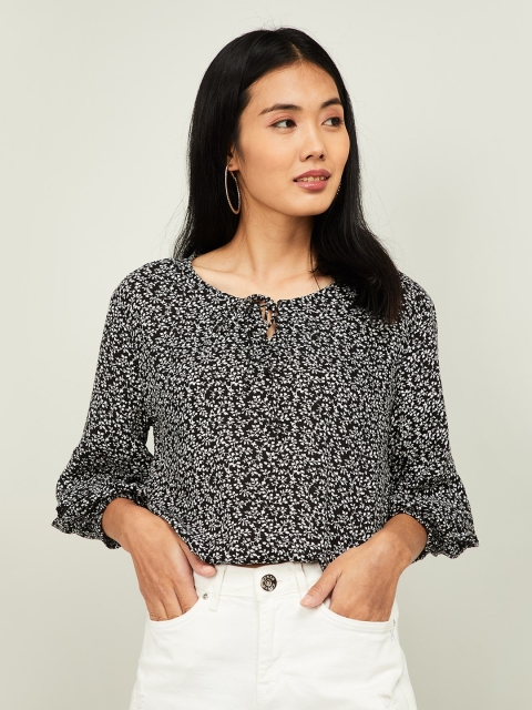 

Ginger by Lifestyle Women Black Printed Top
