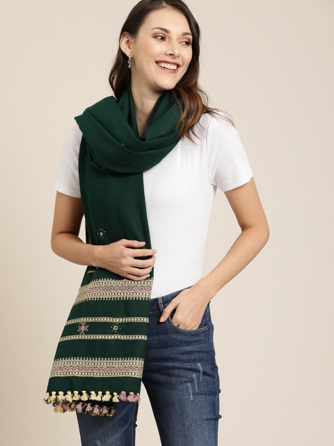 

Taavi Women Green & Beige Embroidered Bhujodi Shawl With Tassels