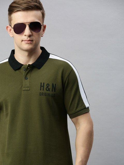 

HERE&NOW Men Olive Green Solid Polo Collar T-shirt