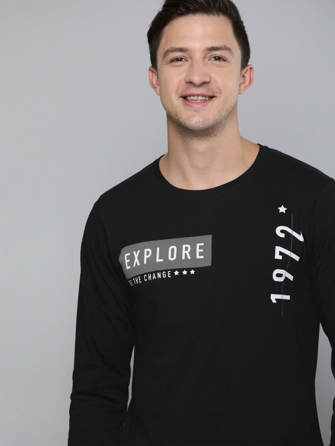 

HERENOW Men Black Printed Round Neck Pure Cotton T-shirt