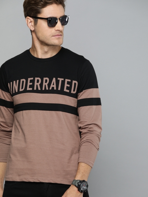 

HERE&NOW Men Black & Mauve Colourblocked Slim Fit Round Neck T-shirt