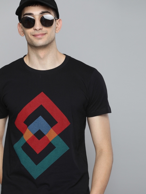 

HERE&NOW Men Black Printed Round Neck T-shirt