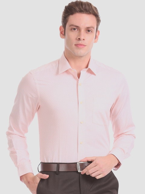 

Arrow Men Pink Slim Fit Striped Formal Shirt