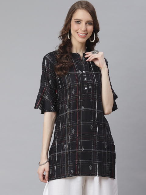 

Anubhutee Women Black & White Checked Straight Kurti