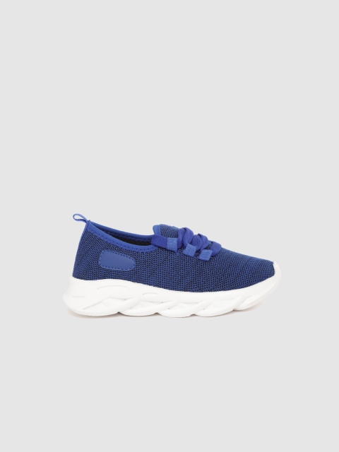 

YK Boys Navy Blue & Black Woven Design Sneakers
