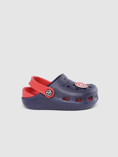 

YK Marvel Boys Navy Blue & Red Solid Clogs with Cut-Outs