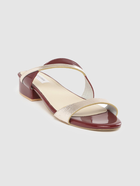 

OCEEDEE Women Burgundy & Gold-Toned Snakeskin Textured Block Heels