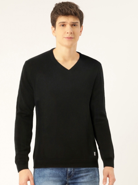 

Flying Machine Men Black Pullover Sweater