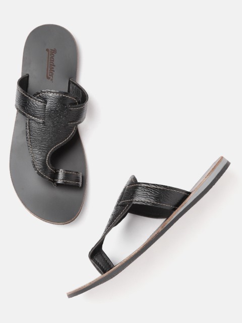 

Roadster Men Black Textured Comfort Sandals