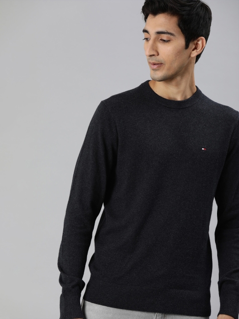 

Tommy Hilfiger Men Black Solid Pullover Sweater