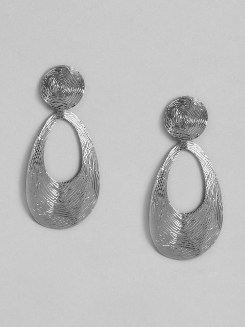 

DressBerry Silver-Toned Contemporary Drop Earrings