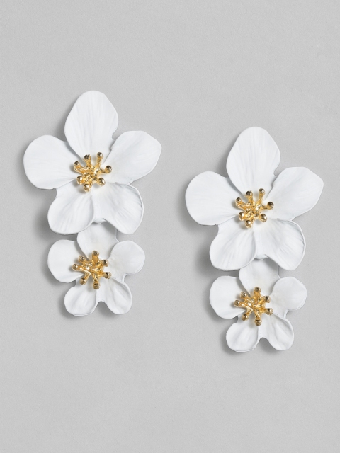 

DressBerry White Floral Design Drop Earrings