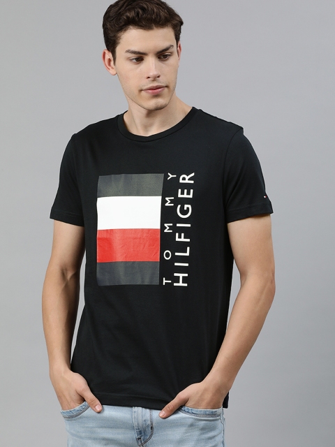 

Tommy Hilfiger Men Navy Blue Printed Round Neck T-shirt