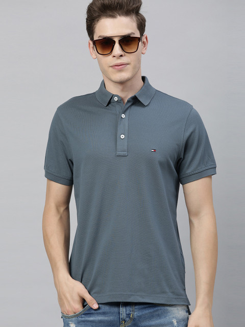 

Tommy Hilfiger Men Blue Solid Polo Collar T-shirt