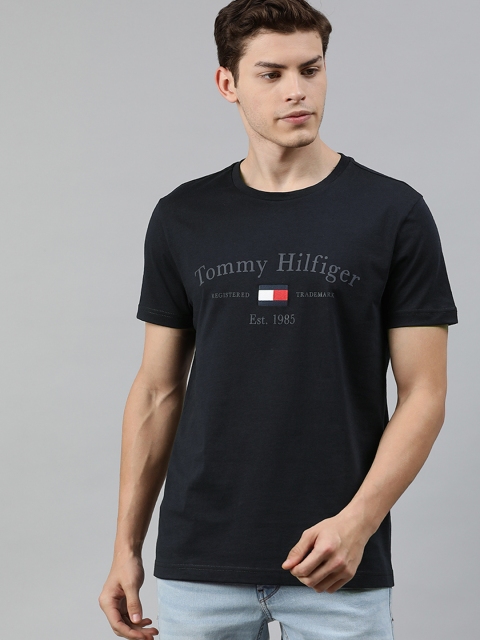 

Tommy Hilfiger Men Navy Blue Printed Round Neck T-shirt