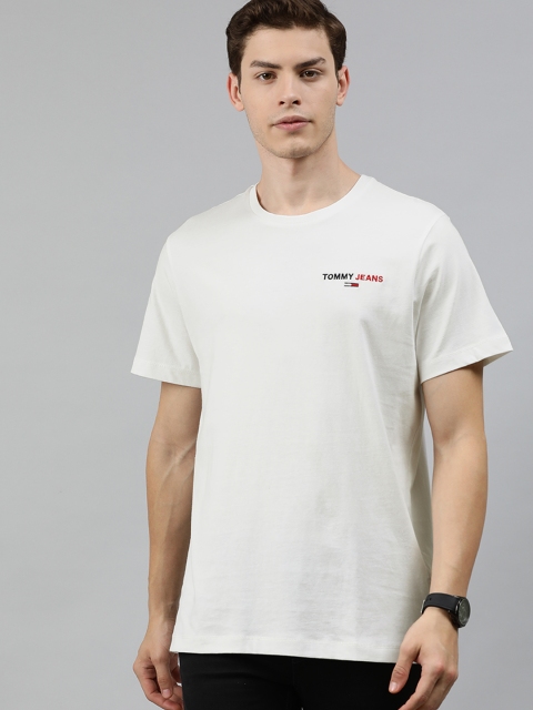 

Tommy Hilfiger Men White Solid Round Neck T-shirt