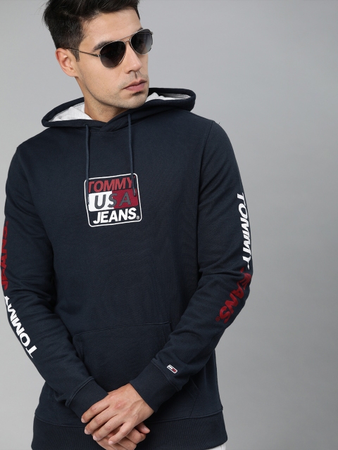 

Tommy Hilfiger Men Navy Blue Printed Hooded Sweatshirt