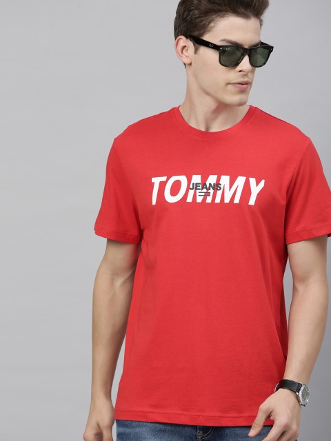 

Tommy Hilfiger Men Red Printed Round Neck T-shirt