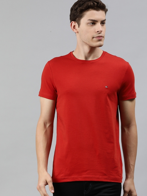 

Tommy Hilfiger Men Red Solid Slim Fit Round Neck T-shirt