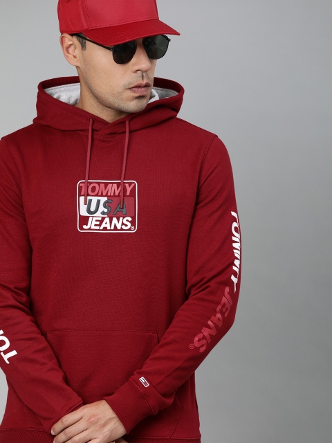 

Tommy Hilfiger Men Red Printed Hooded Sweatshirt