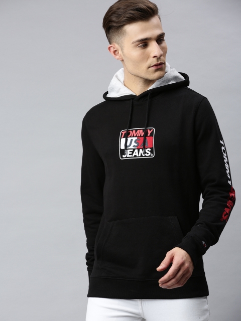 

Tommy Hilfiger Men Black Printed Hooded Sweatshirt