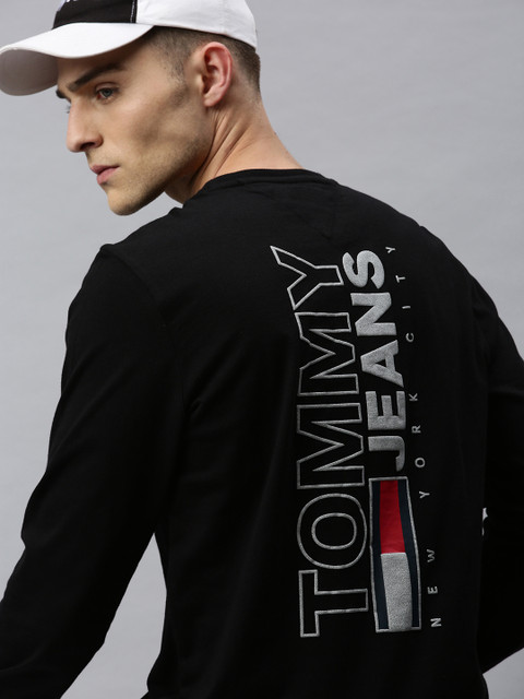 

Tommy Hilfiger Men Black Printed Round Neck T-shirt