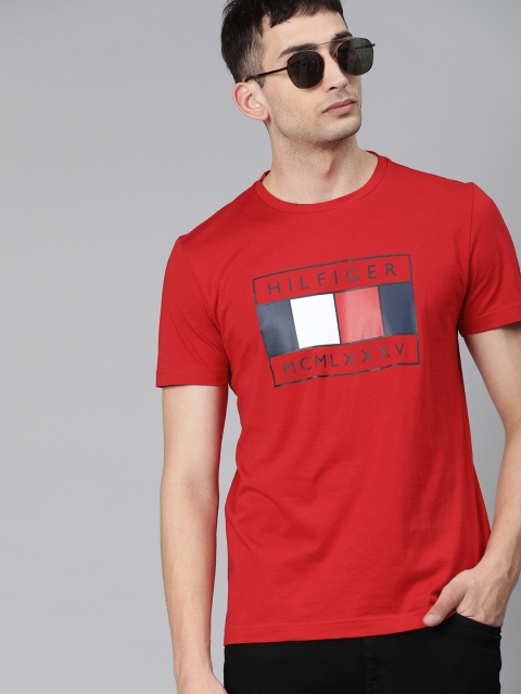 

Tommy Hilfiger Men Red Printed Round Neck Pure Cotton T-shirt