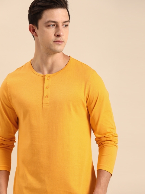 

ether Men Mustard Yellow Solid Henley Neck Pure Cotton T-shirt