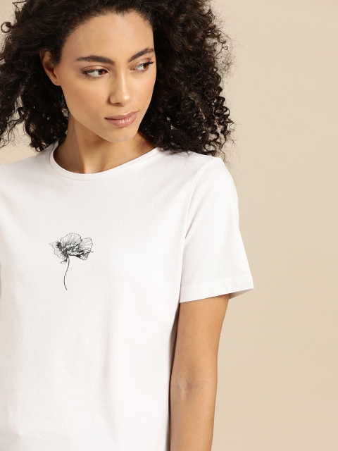 

ether Women White Printed Detail Round Neck T-shirt