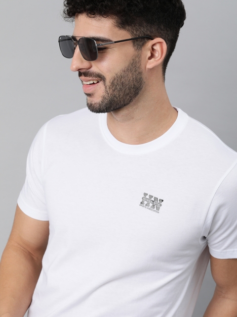 

HERE&NOW Men White Pure Cotton Solid T-shirt