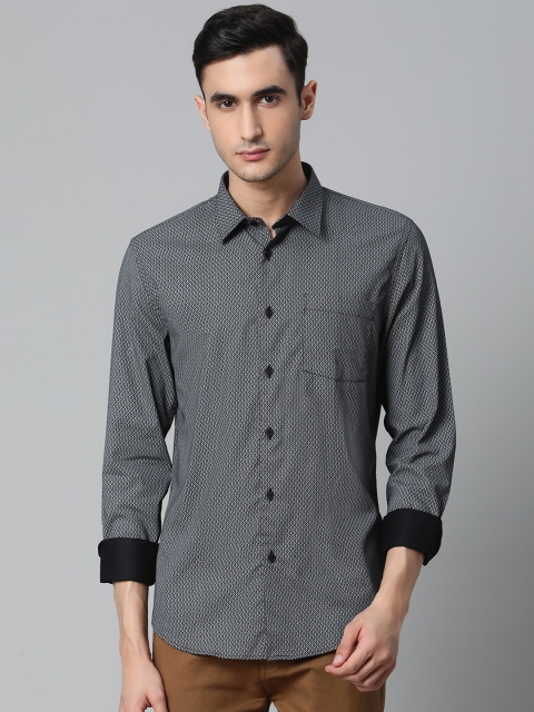 

Blackberrys Men Black & White Regular Phoenix Fit Printed Casual Shirt