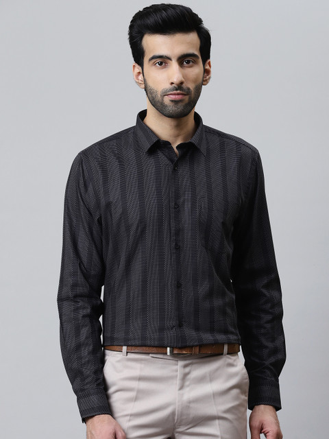 

Blackberrys Men Black & Grey Slim Fit Striped Semiformal Shirt