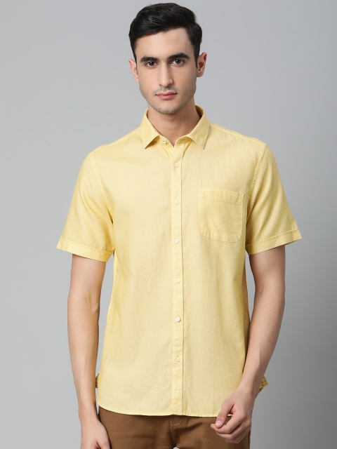 

Blackberrys Men Yellow Slim Fit Textured Casual Shirt