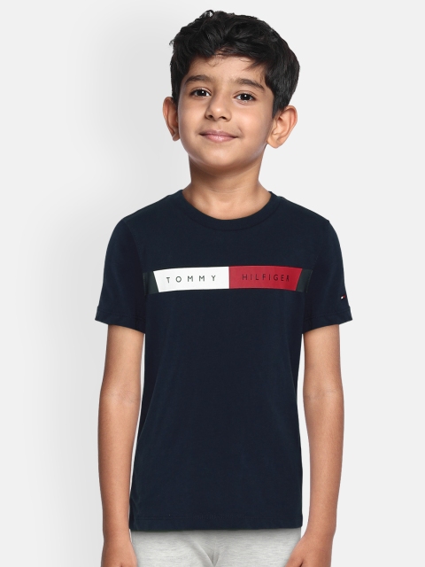 

Tommy Hilfiger Boys Navy Blue Solid Round Neck T-shirt