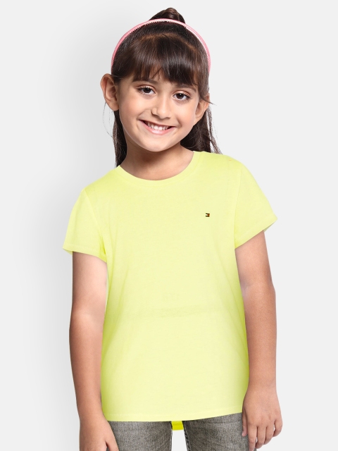 

Tommy Hilfiger Girls Yellow Solid Round Neck T-shirt