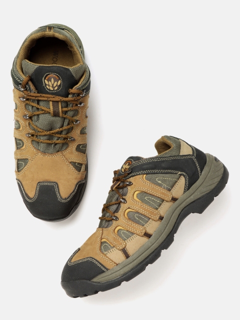 

Woodland Men Camel Brown & Black Colourblocked Trekking Shoes