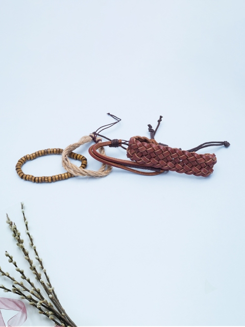 

Golden Peacock Unisex Set of 5 Handcrafted Bracelets, Brown