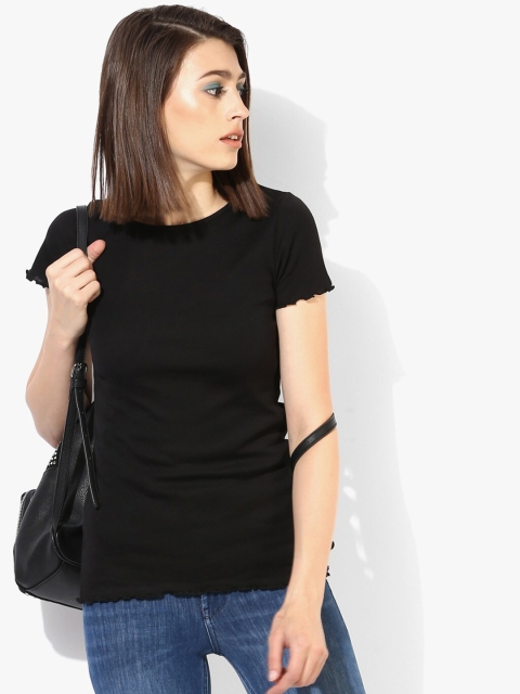 

DOROTHY PERKINS Women Black Solid Round Neck T-shirt